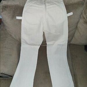 New with tags Washington Dee Cee vintage painter carpenter pants. Size 27 White